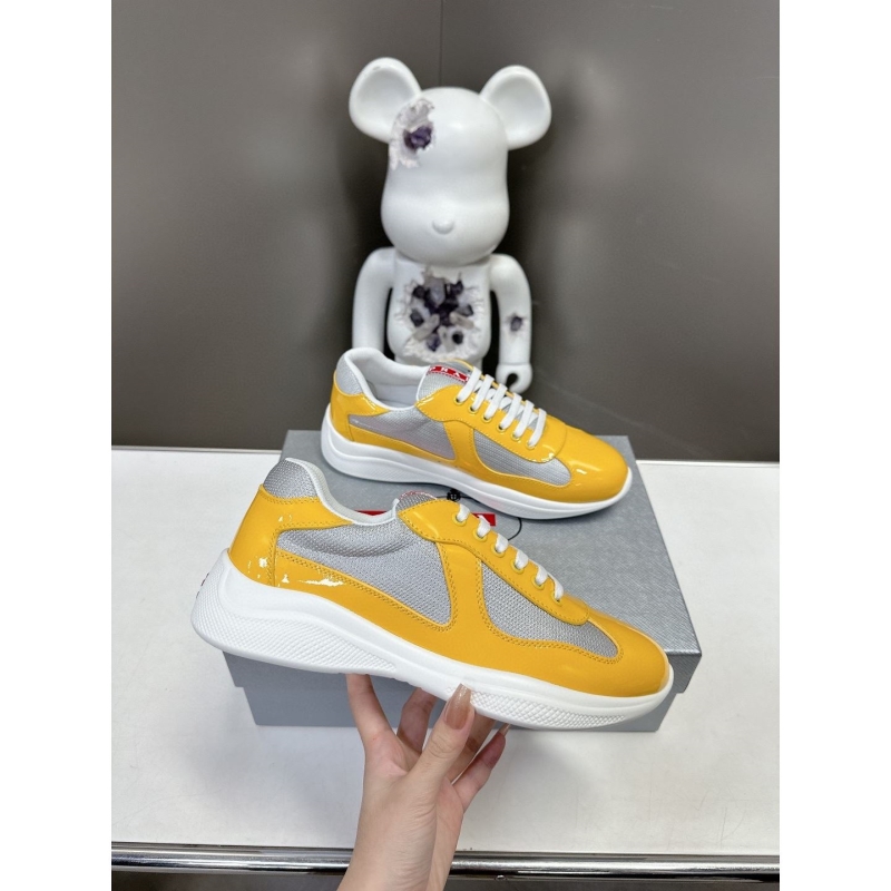 Pra*a casual shoes